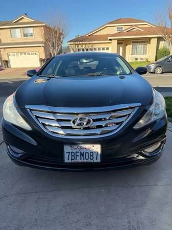 2013 Hyundai Sonata - Image 2 of 10