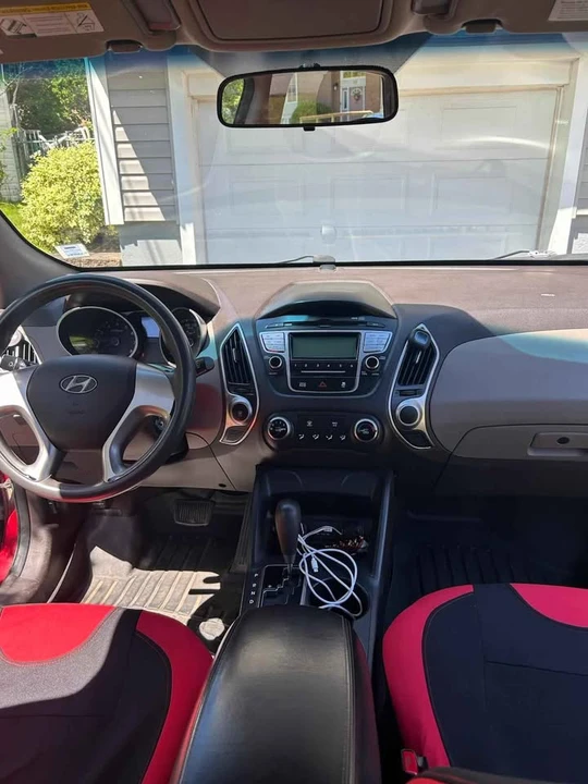 2013 Hyundai Tucson - Image 13 of 15