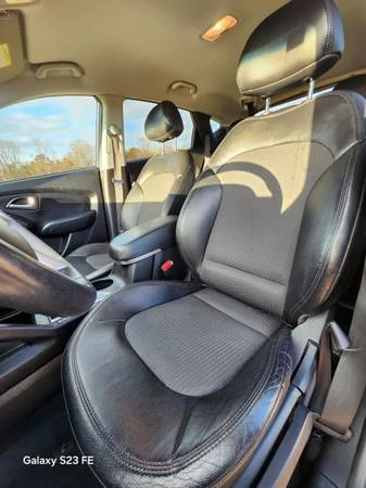 2013 Hyundai Tucson - Image 12 of 19