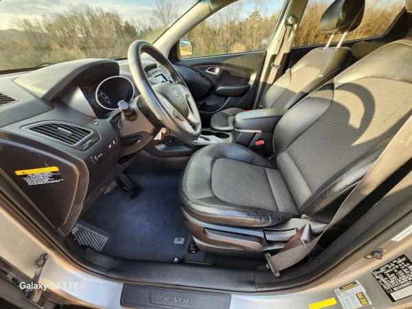 2013 Hyundai Tucson - Image 10 of 19
