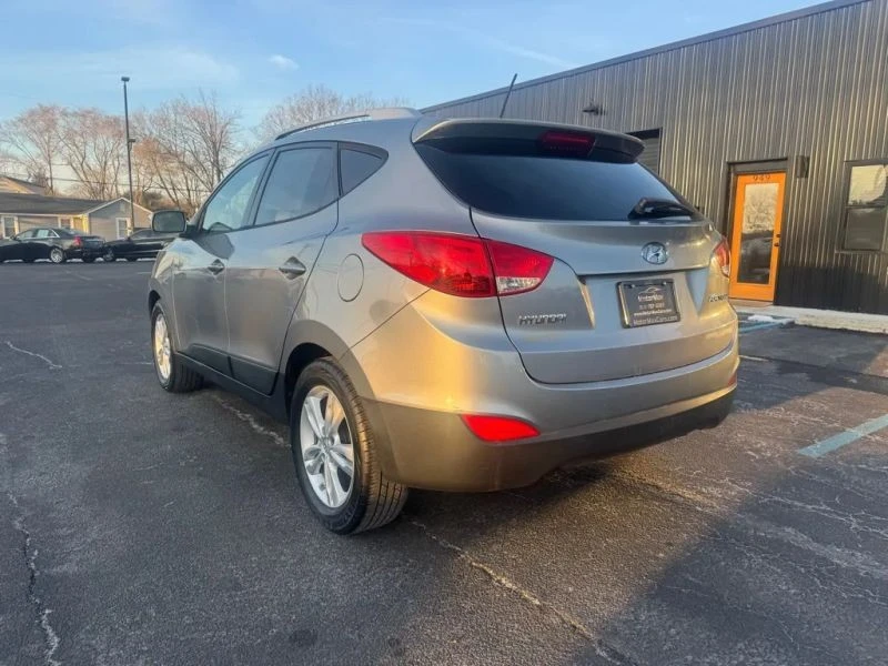 2013 Hyundai Tucson - Image 2 of 11
