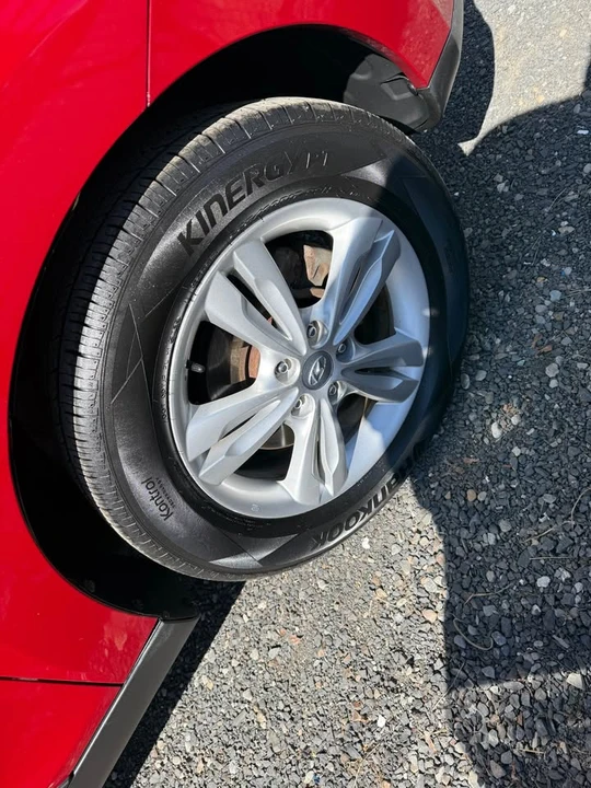 2013 Hyundai Tucson - Image 6 of 10
