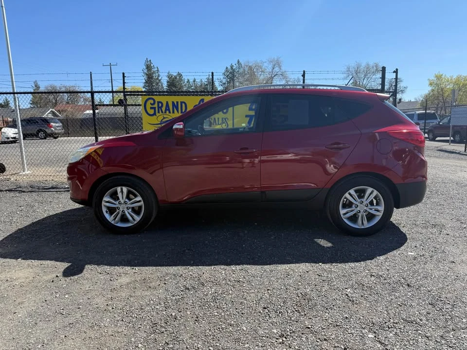 2013 Hyundai Tucson - Image 2 of 10