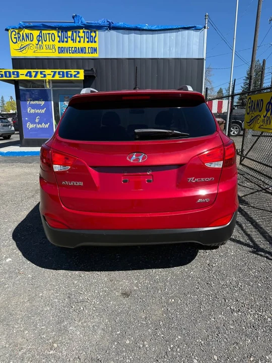 2013 Hyundai Tucson - Image 4 of 10