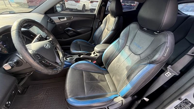 2013 Hyundai Veloster - Image 9 of 17