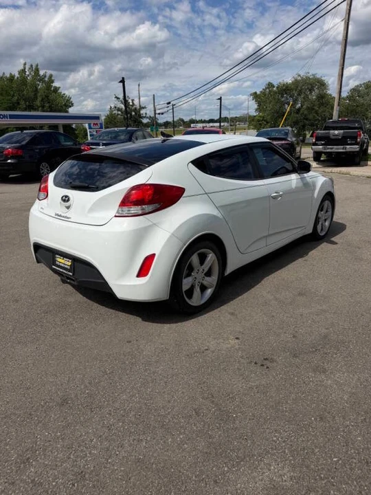 2013 Hyundai Veloster - Image 6 of 14