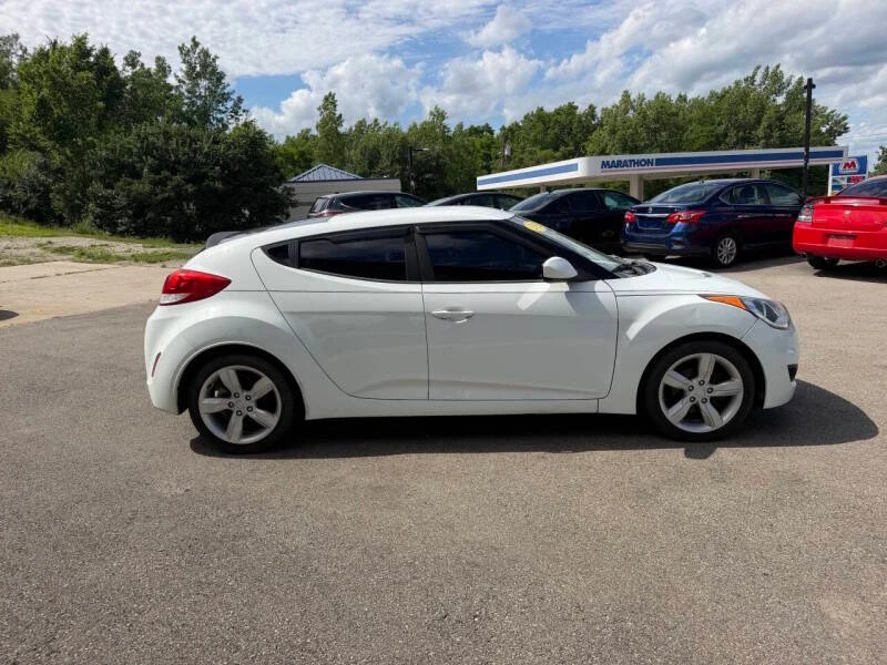 2013 Hyundai Veloster - Image 8 of 14