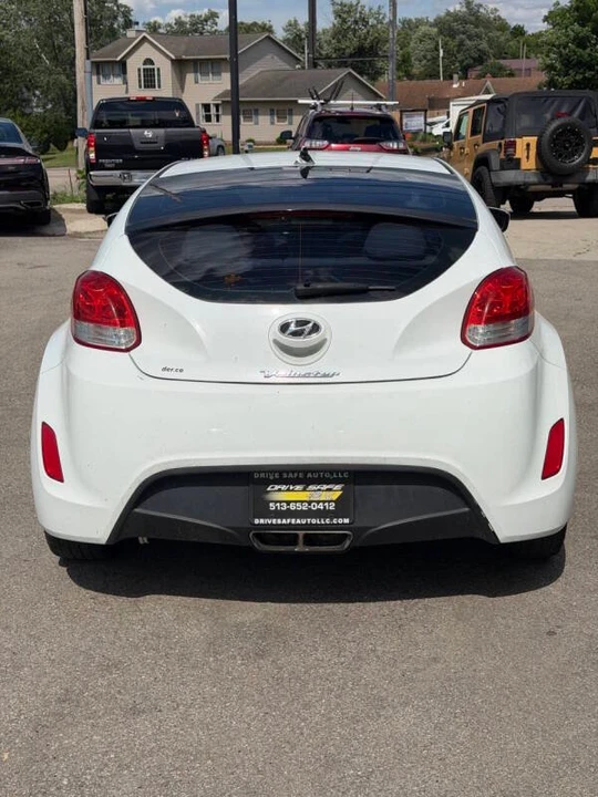 2013 Hyundai Veloster - Image 4 of 14
