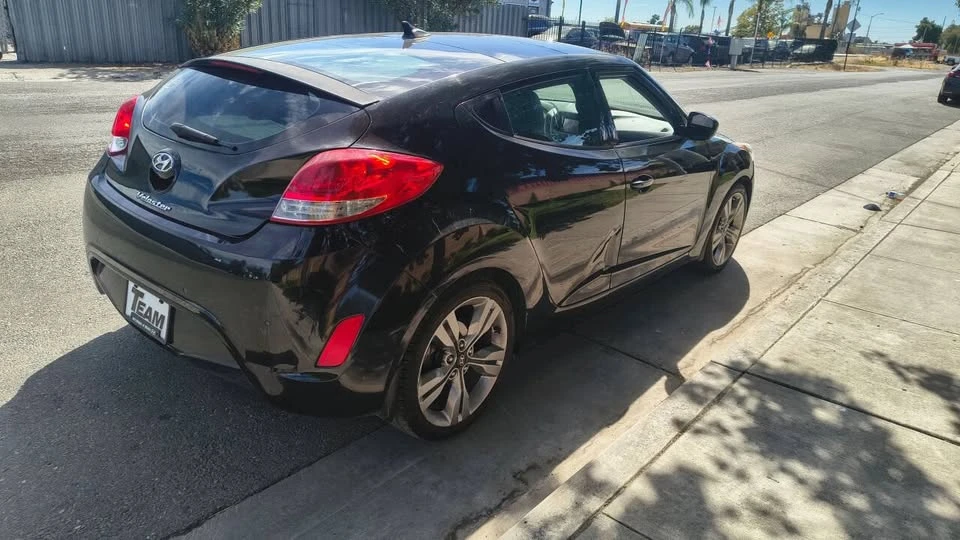 2013 Hyundai Veloster - Image 5 of 7