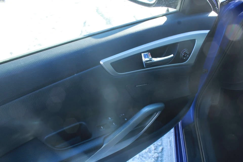2013 Hyundai Veloster - Image 13 of 20