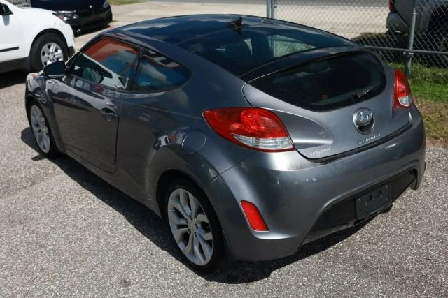 2013 Hyundai Veloster - Image 5 of 13