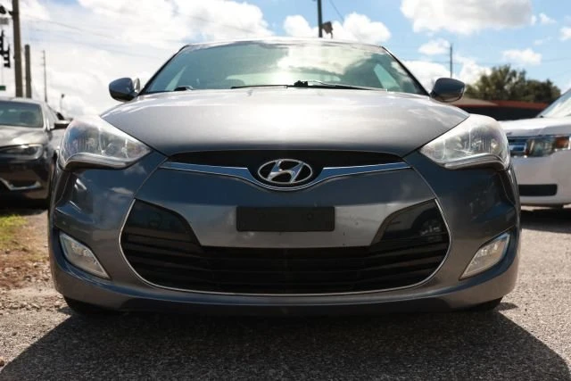 2013 Hyundai Veloster - Image 11 of 13