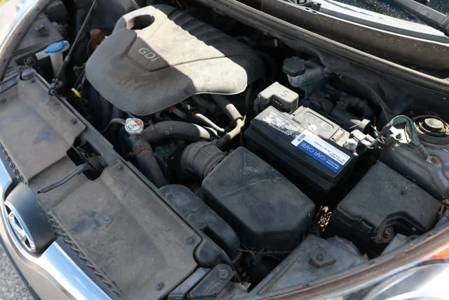 2013 Hyundai Veloster - Image 3 of 13
