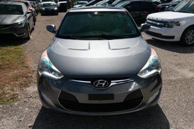 2013 Hyundai Veloster - Image 12 of 13