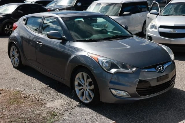 2013 Hyundai Veloster - Image 10 of 13