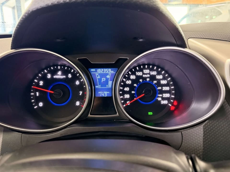 2013 Hyundai Veloster - Image 17 of 20