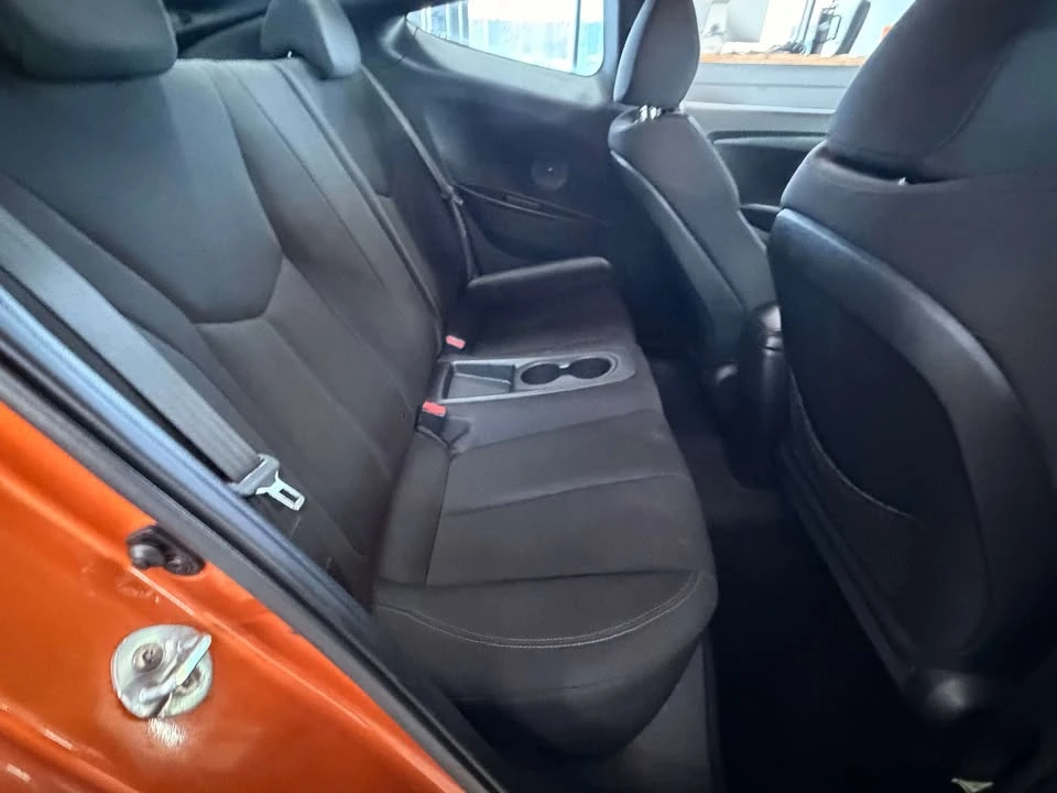 2013 Hyundai Veloster - Image 10 of 20