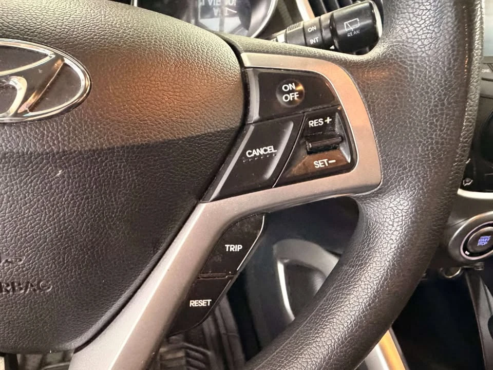 2013 Hyundai Veloster - Image 16 of 20