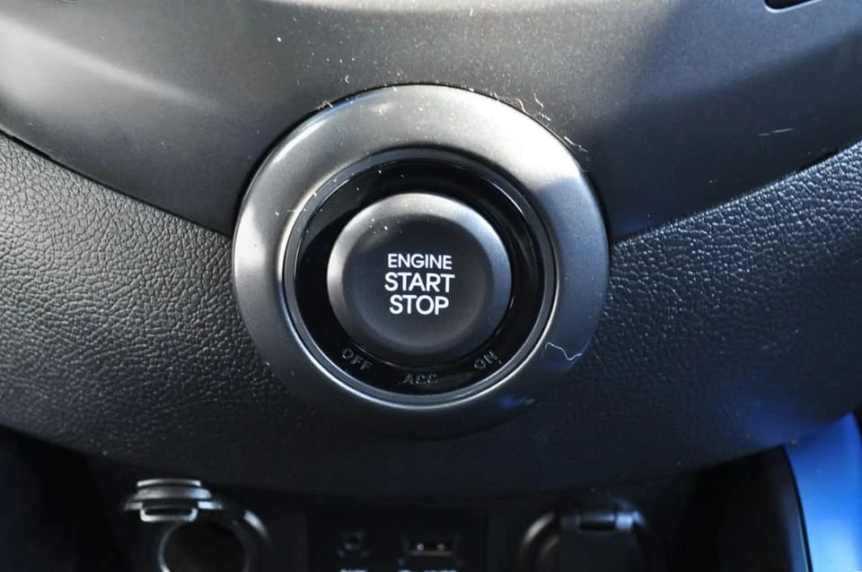 2013 Hyundai Veloster - Image 9 of 15