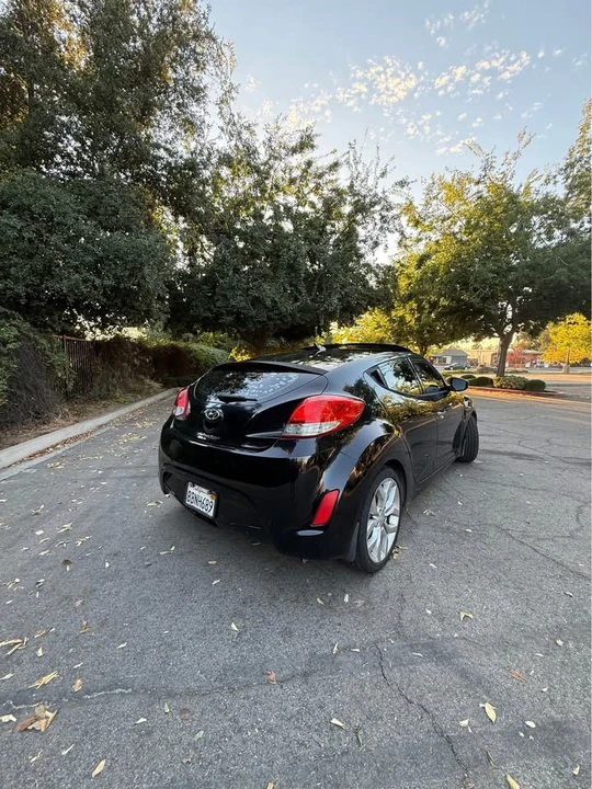 2013 Hyundai Veloster - Image 3 of 6