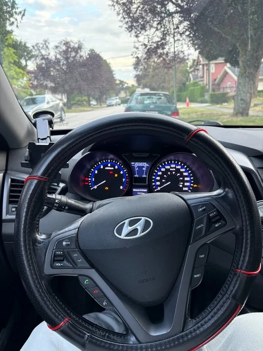 2013 Hyundai Veloster - Image 7 of 11