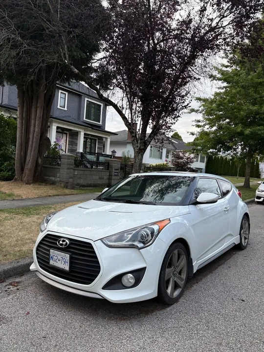 2013 Hyundai Veloster - Image 3 of 11