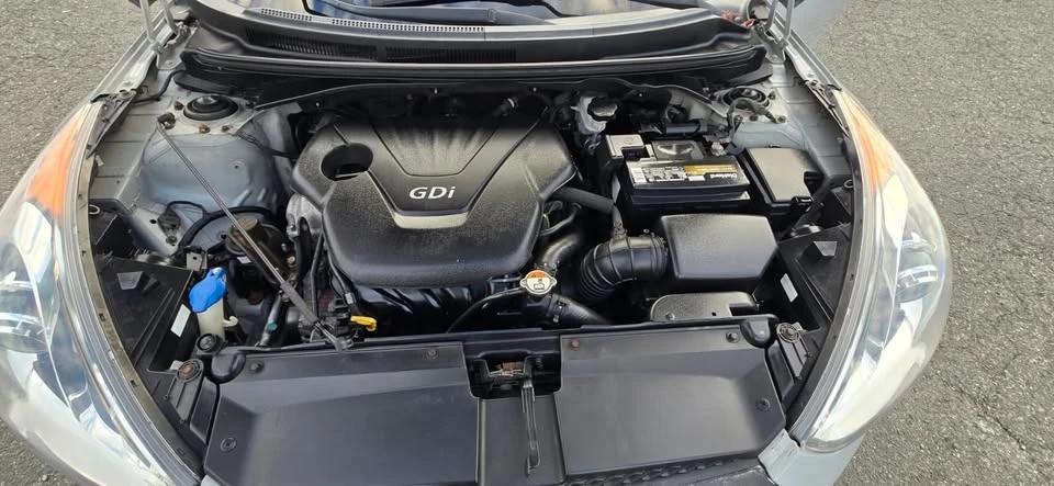 2013 Hyundai Veloster - Image 16 of 19