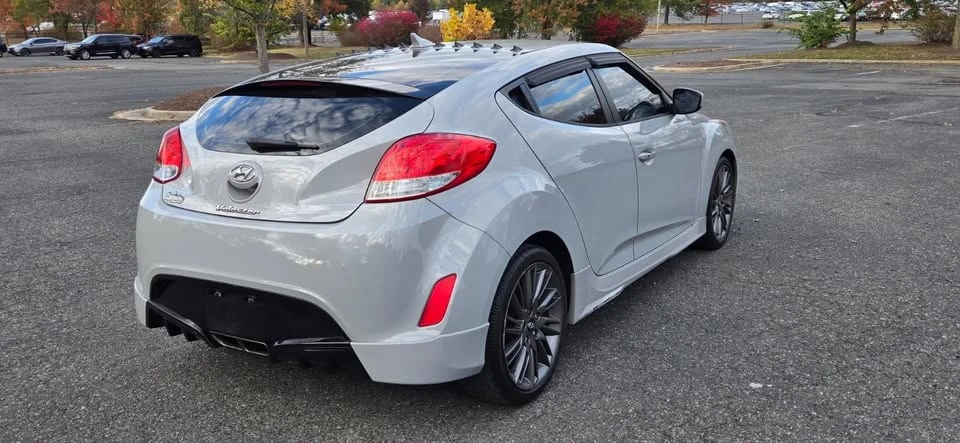 2013 Hyundai Veloster - Image 6 of 19