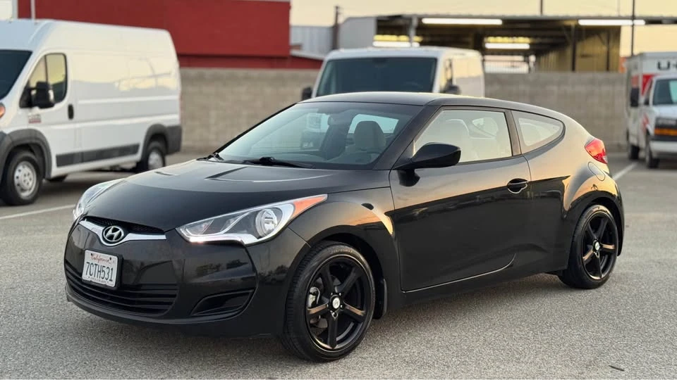 2013 Hyundai Veloster - Image 6 of 13