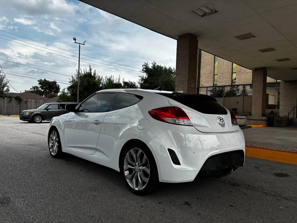 2013 Hyundai Veloster - Image 5 of 11