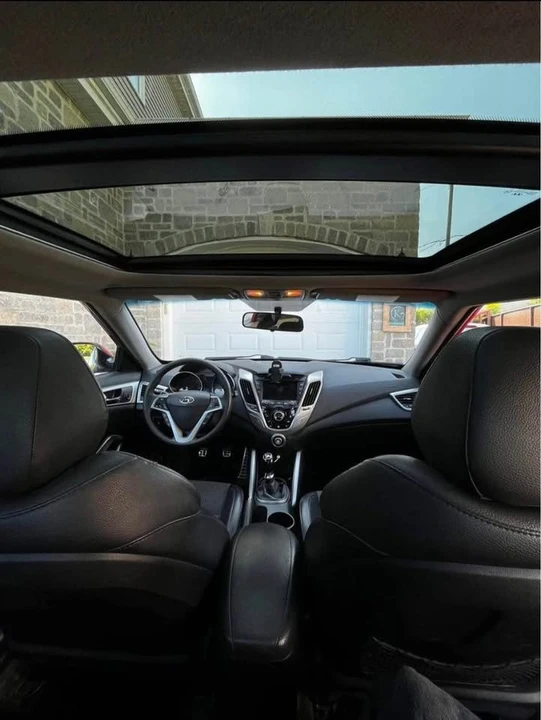 2013 Hyundai Veloster - Image 5 of 9
