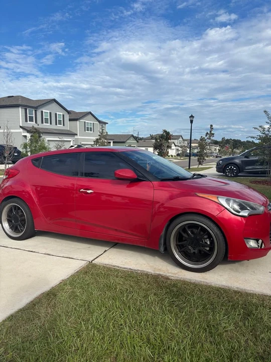 2013 Hyundai Veloster - Image 4 of 6