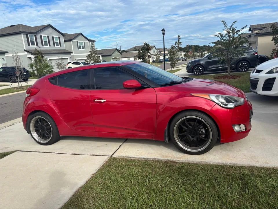 2013 Hyundai Veloster - Image 3 of 6