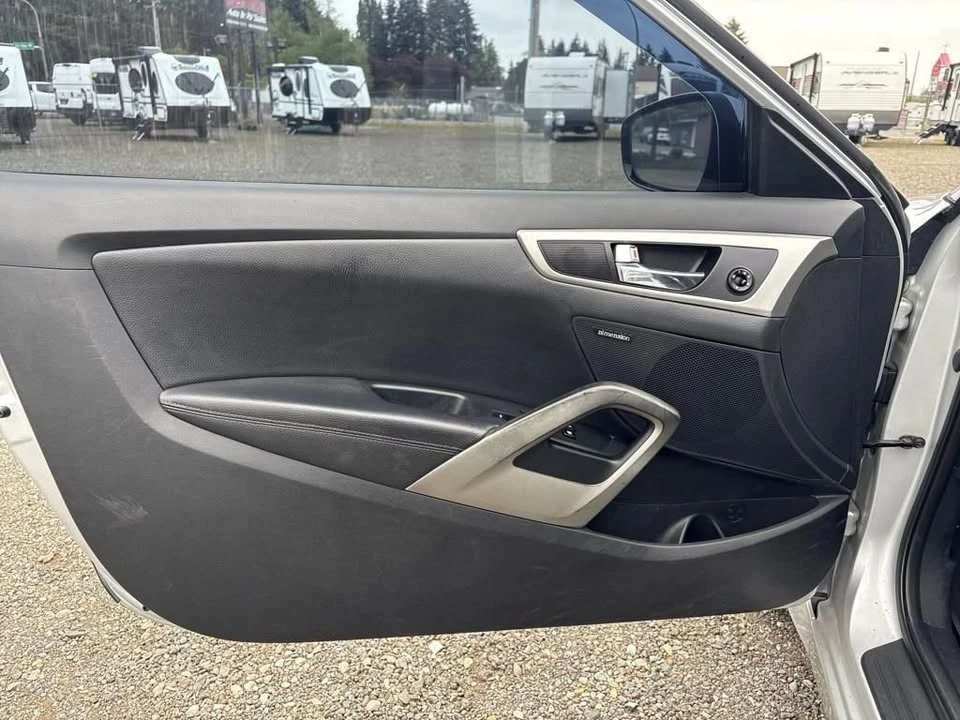 2013 Hyundai Veloster - Image 9 of 19