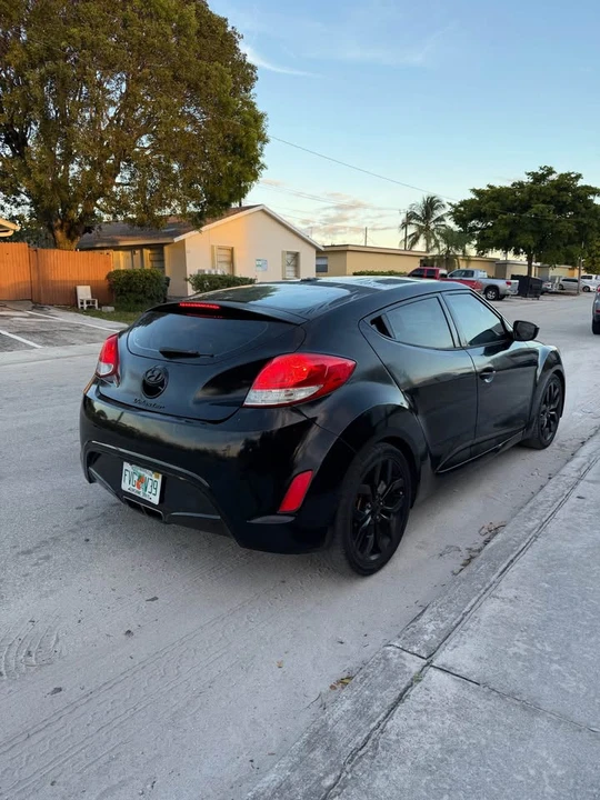 2013 Hyundai Veloster - Image 4 of 7
