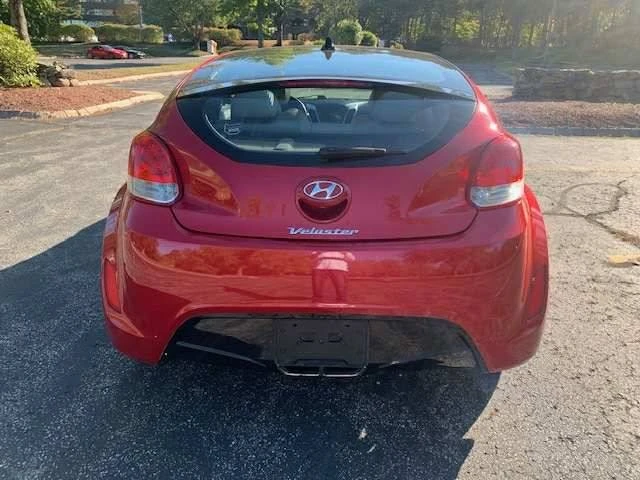 2013 Hyundai Veloster - Image 5 of 12
