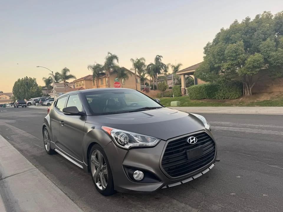 2013 Hyundai Veloster - Image 3 of 10
