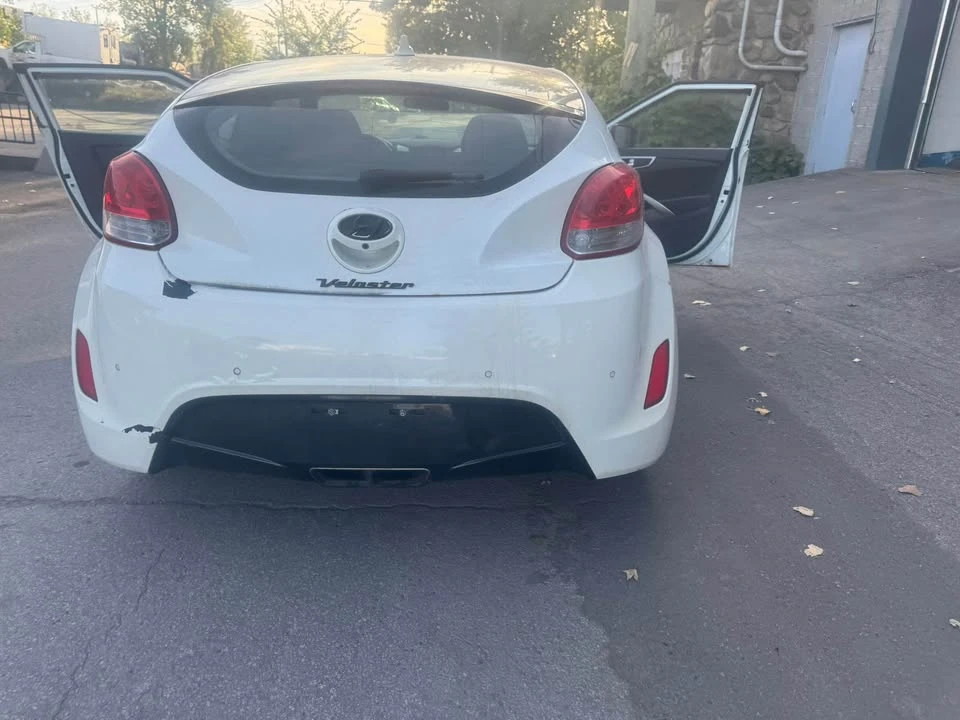 2013 Hyundai Veloster - Image 14 of 14