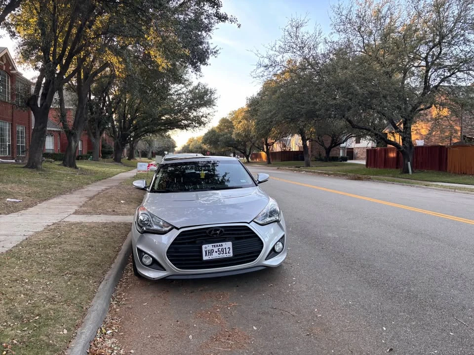 2013 Hyundai Veloster - Image 5 of 19