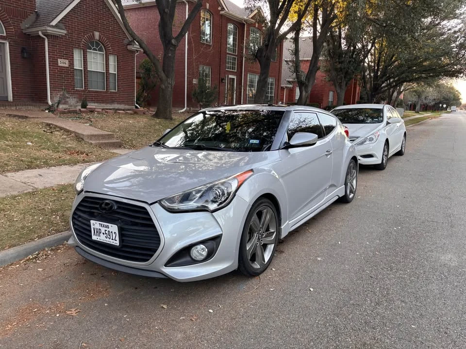 2013 Hyundai Veloster - Image 8 of 19