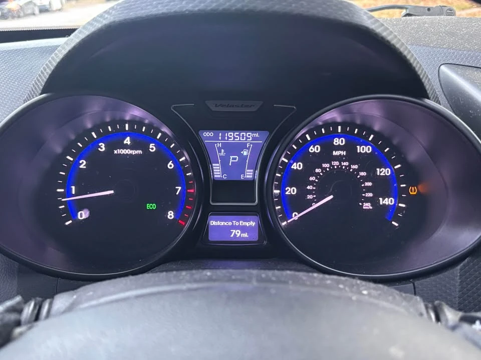 2013 Hyundai Veloster - Image 11 of 19