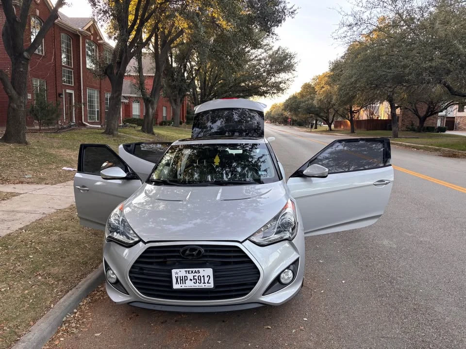2013 Hyundai Veloster - Image 9 of 19