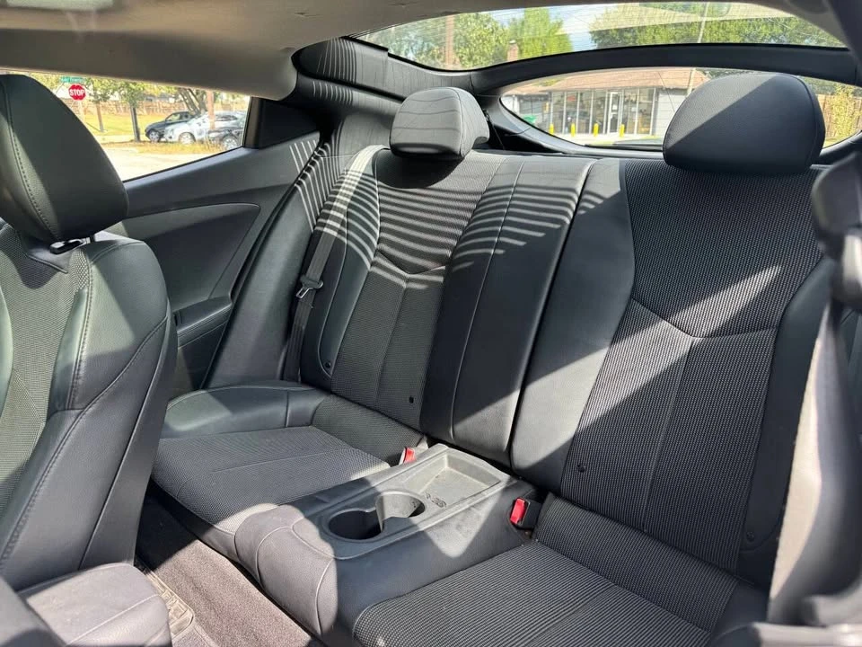 2013 Hyundai Veloster - Image 10 of 14