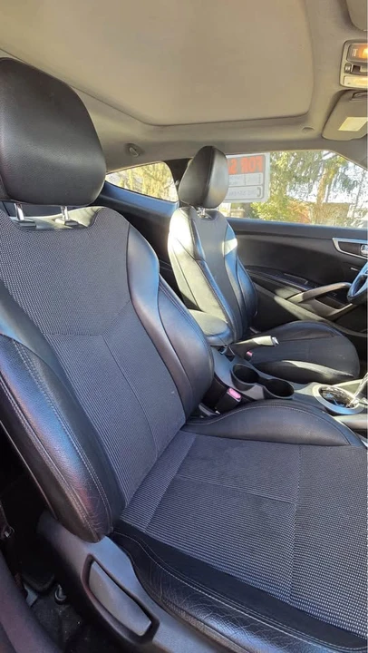 2013 Hyundai Veloster - Image 8 of 12