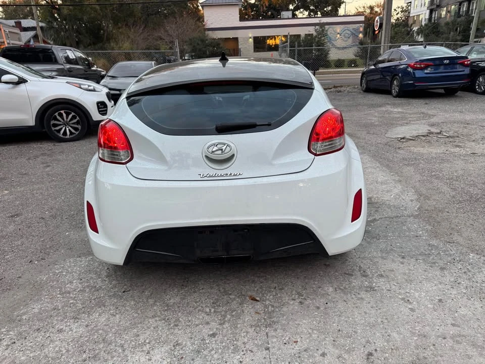 2013 Hyundai Veloster - Image 5 of 19