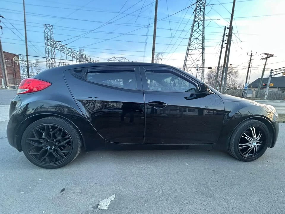 2013 Hyundai Veloster - Image 4 of 13