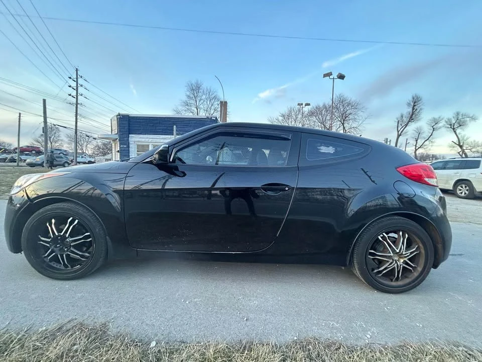 2013 Hyundai Veloster - Image 5 of 13
