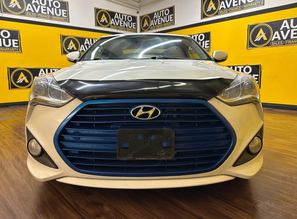 2013 Hyundai Veloster - Image 8 of 15