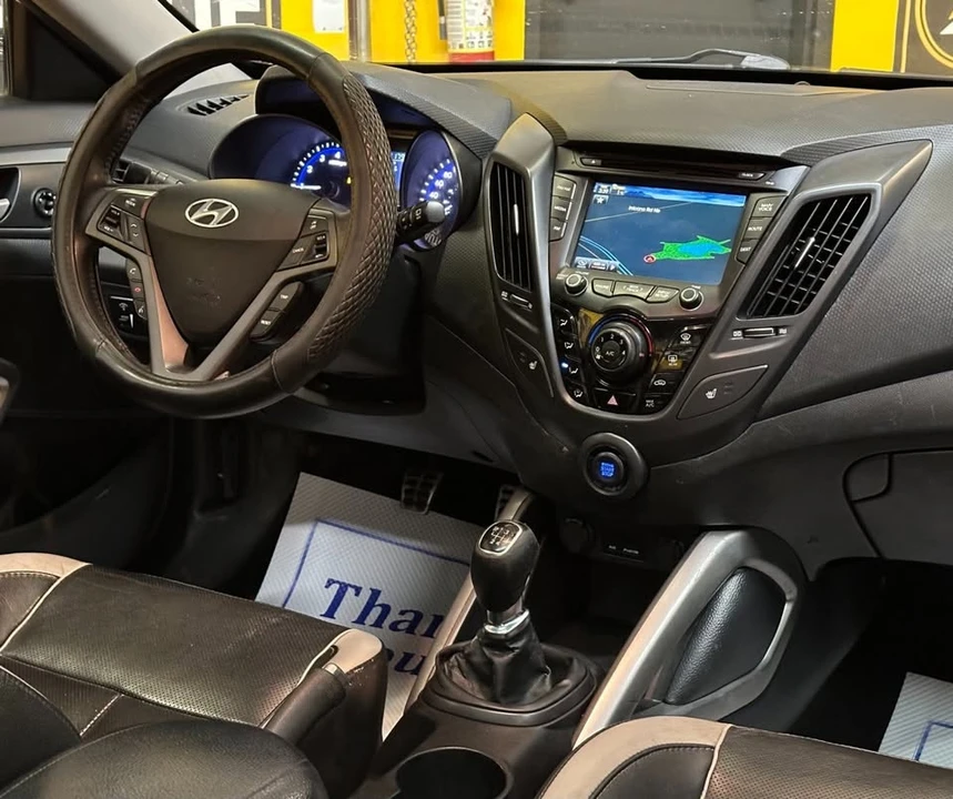 2013 Hyundai Veloster - Image 13 of 15