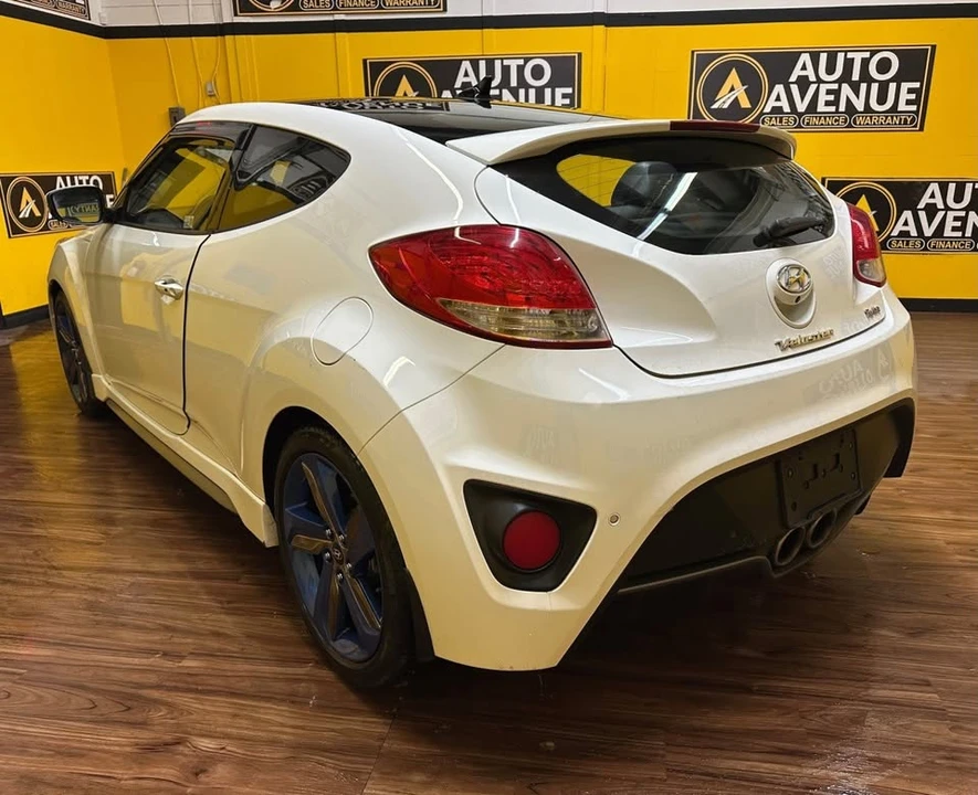 2013 Hyundai Veloster - Image 3 of 15